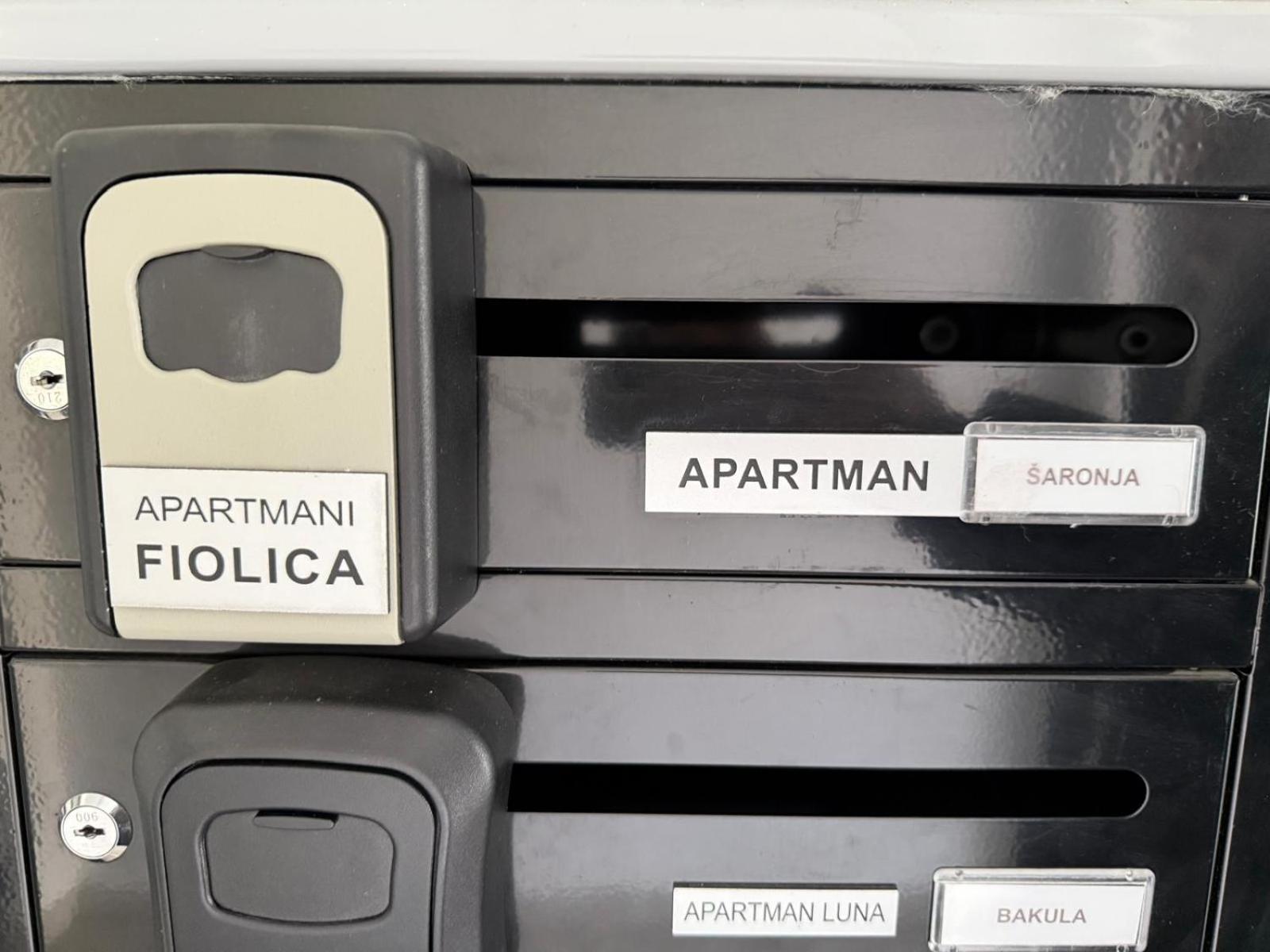 Fiolica Appartement Zaprešić Buitenkant foto