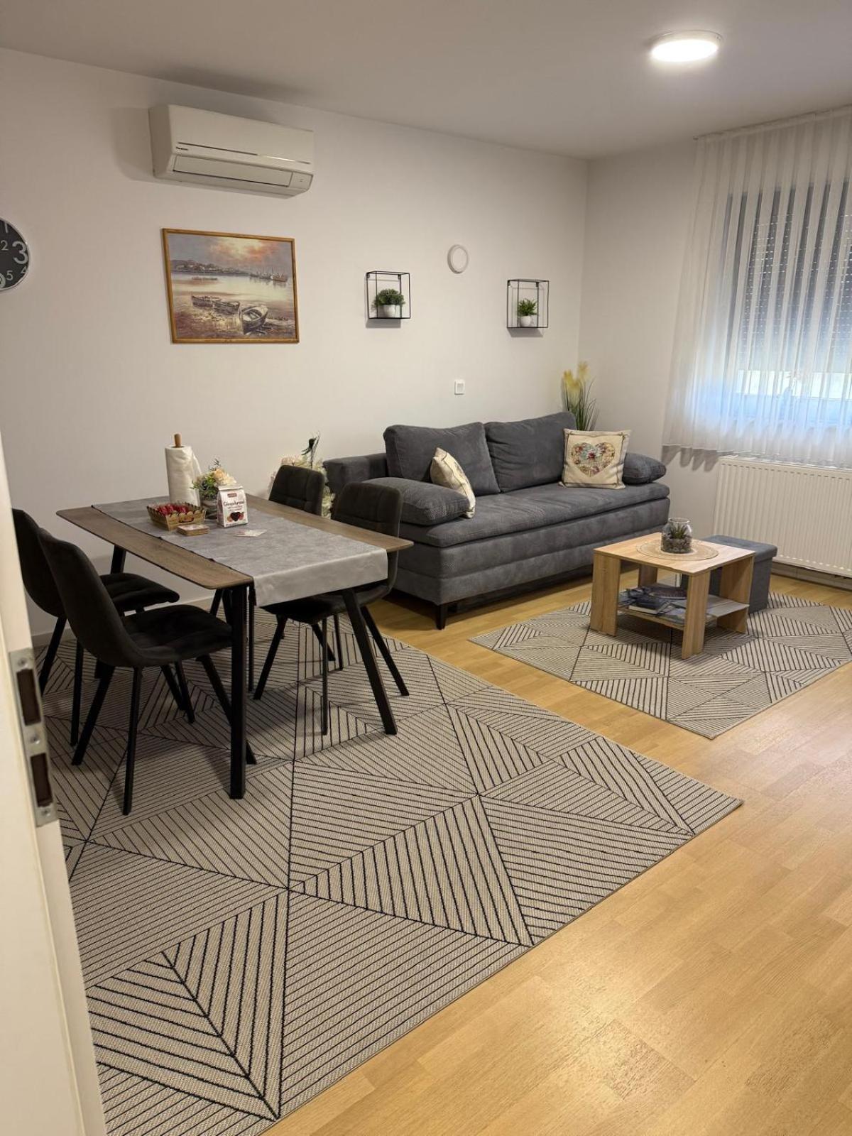 Fiolica Appartement Zaprešić Buitenkant foto