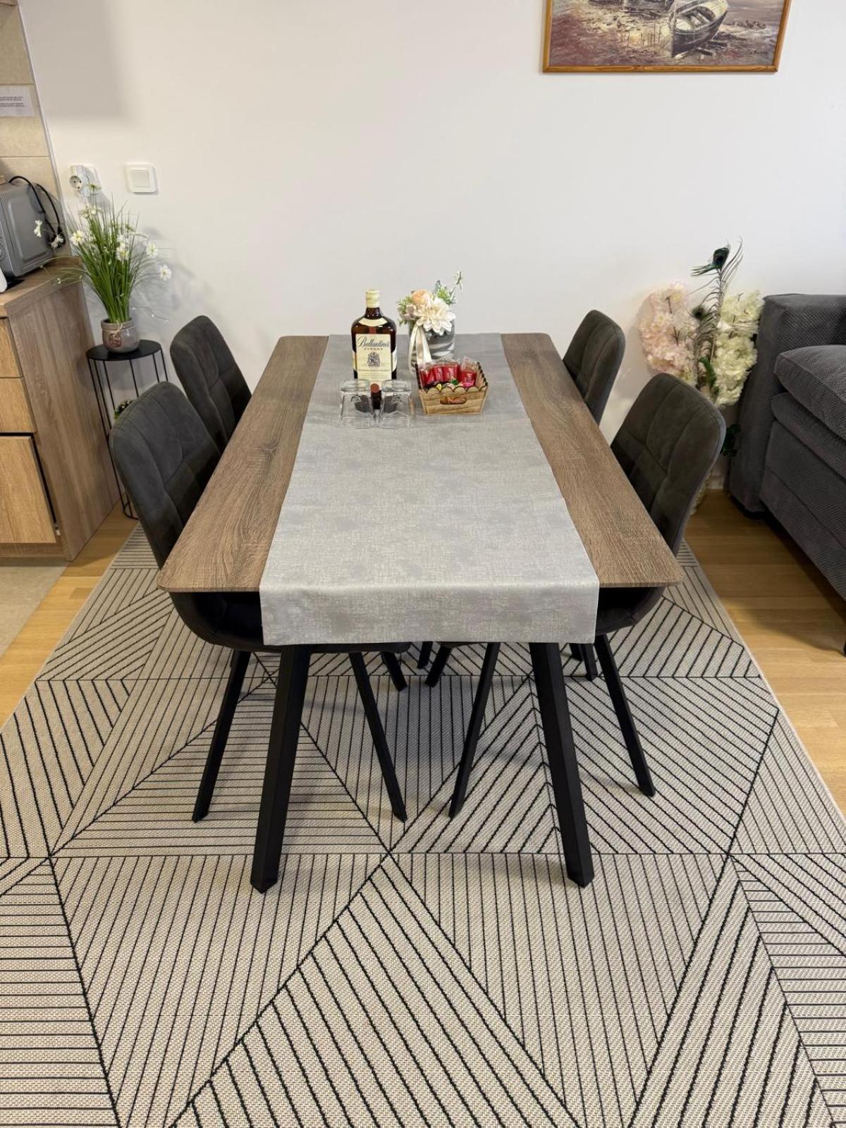 Fiolica Appartement Zaprešić Buitenkant foto